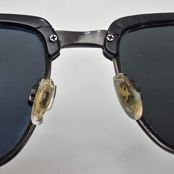 Maui Jim MJ-257-17C Kawika Black Frame Polarized Gray Gradient Lens Sunglasses - Picture 9 of 16